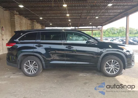 2017 Toyota Highlander Xle from USA, damaged, VIN 5TDJZRFH5HS452692